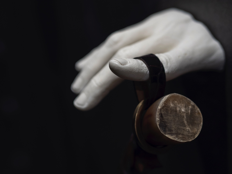 Lysende fingerledd: En bønn for hvert ledd i min høyre hånd – Ahmed Umar