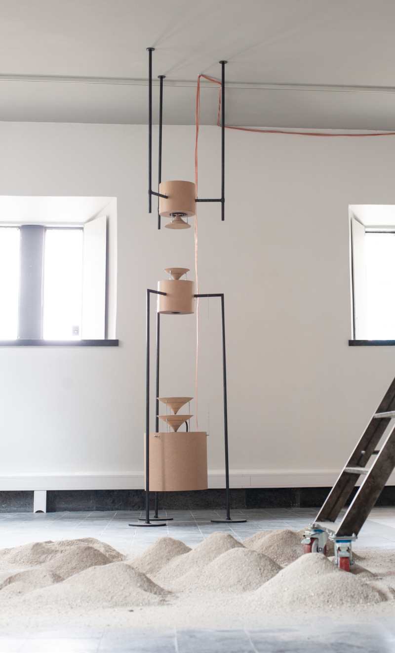 Invitert (6): Grainy showers Coarse base (i samarbeid med Andreas Tegnander) – Johanne Hestvold & Alexandra Hunts